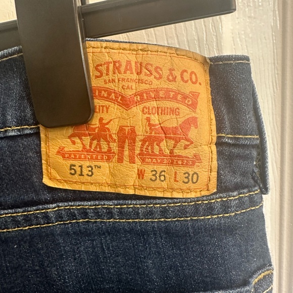 Levi's 513 Slim Straight Jeans Size 36x30 Men's Dark Wash - Picture 5 of 9